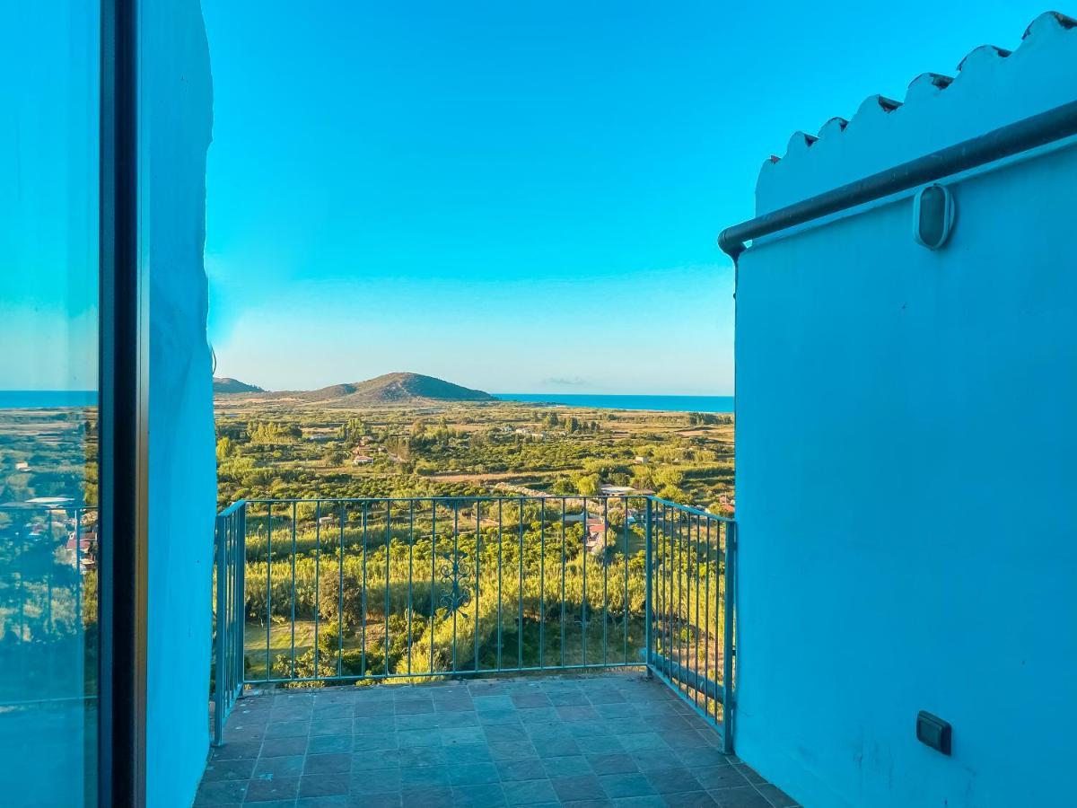 Bilocale Con Vista Mare E Terrazza Panoramica Ammentos Posada المظهر الخارجي الصورة